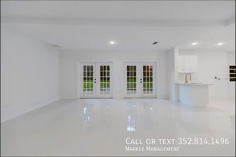 5240 Alleman Dr in Belle Isle, FL - Building Photo - Building Photo