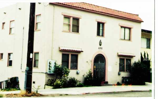 2252-2258 Brant St in San Diego, CA - Building Photo - Building Photo