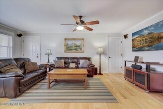 169 Wharfside Dr in Monmouth Beach, NJ - Building Photo - Building Photo