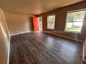 2301 S V St in Fort Smith, AR - Building Photo - Building Photo