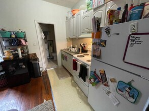 848 Huntington Ave, Unit 1 in Boston, MA - Foto de edificio - Building Photo