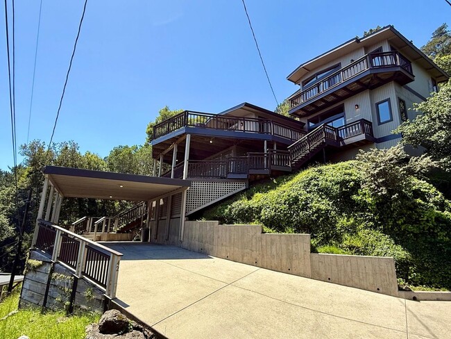property at 42 Castle Rock Dr