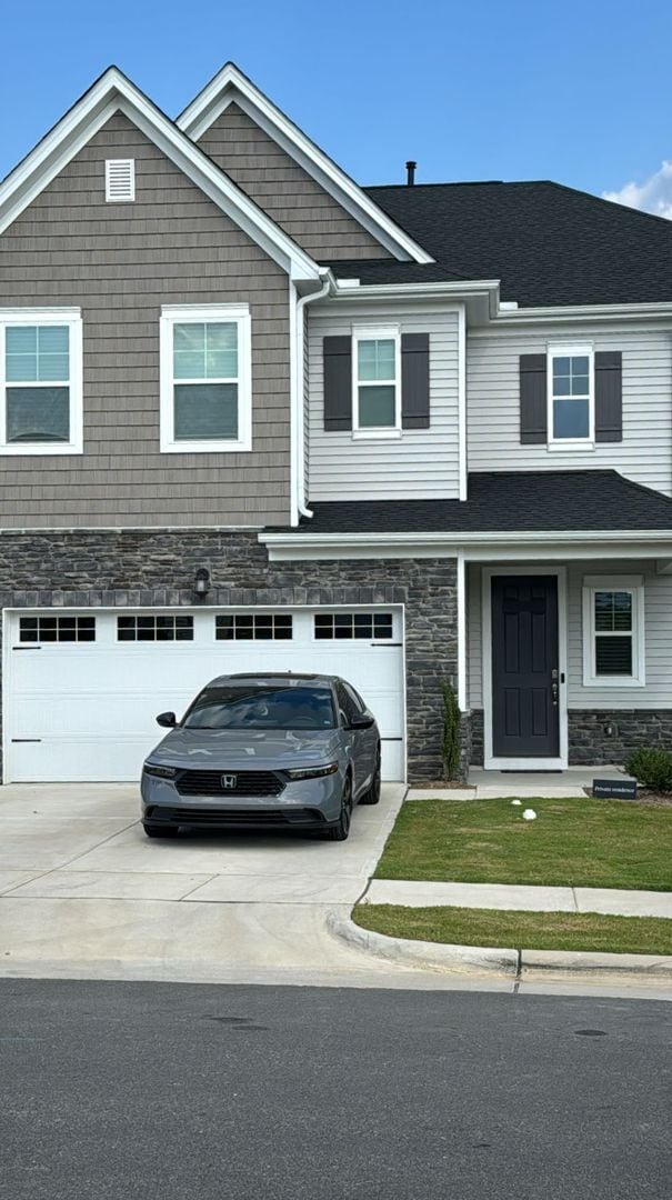 property at 204 Hadley Peak Wy