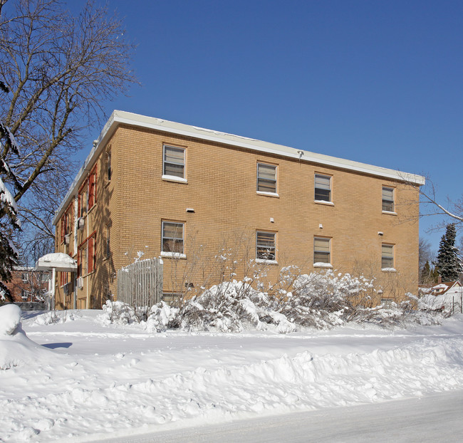 1115 York Ave in St. Paul, MN - Building Photo - Building Photo