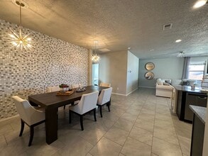 2013 Hubbard St SE in Albuquerque, NM - Building Photo - Building Photo