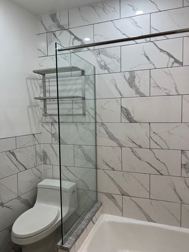 764 Washington Ave, Unit 2