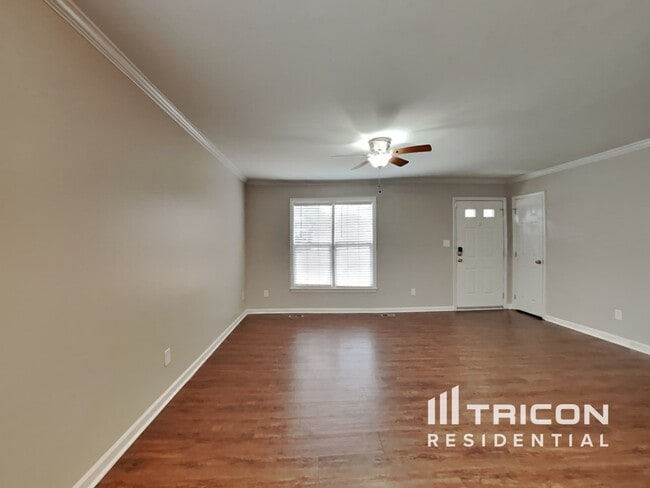1004 Girder Ct in Fuquay Varina, NC - Foto de edificio - Building Photo