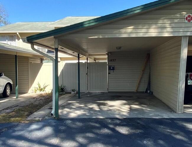 1837 S Oxalis Ave in Orlando, FL - Foto de edificio - Building Photo