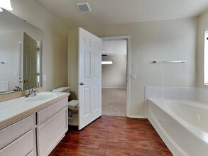 18600 94th St Ct E in Bonney Lake, WA - Building Photo - Building Photo