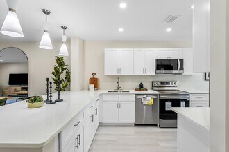 4865 NW 16th Terrace in Boca Raton, FL - Building Photo - Building Photo