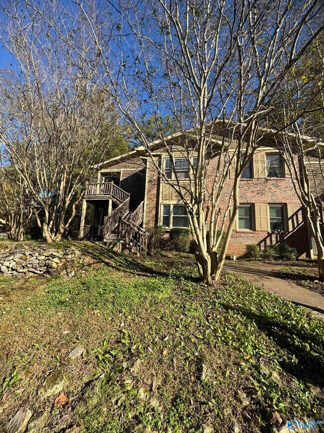 2137 Belle Grove Dr SW in Huntsville, AL - Building Photo - Building Photo