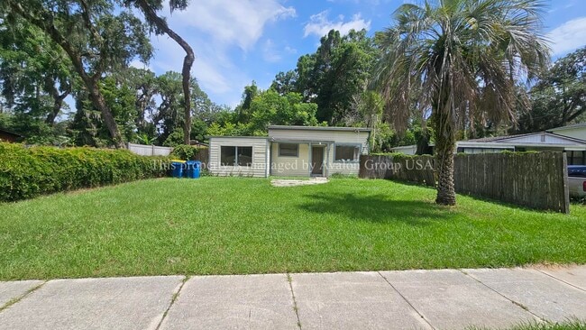 property at 7007 Oakwood Dr