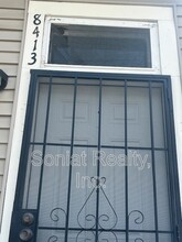 8413 Cohn St in New Orleans, LA - Foto de edificio - Building Photo