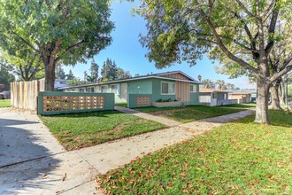 850 Prescott Way in Riverside, CA - Building Photo - Primary Photo