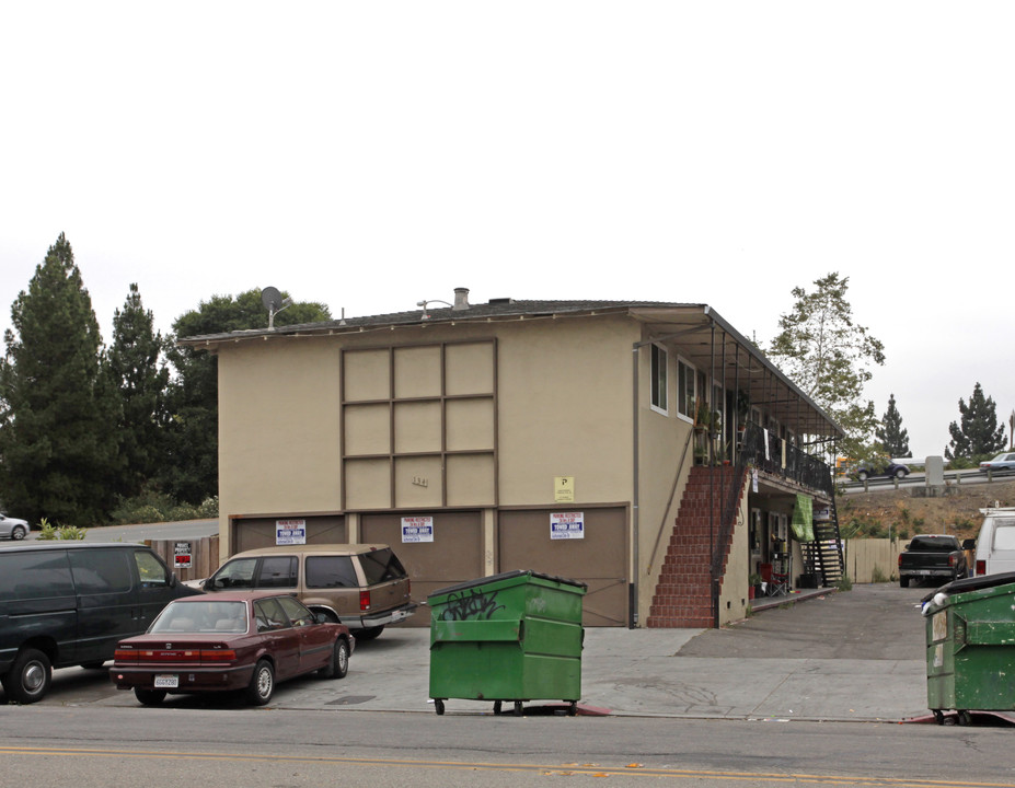 134 E Reed St in San Jose, CA - Foto de edificio