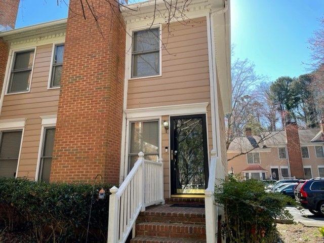 7500 Roswell Rd in Atlanta, GA - Building Photo