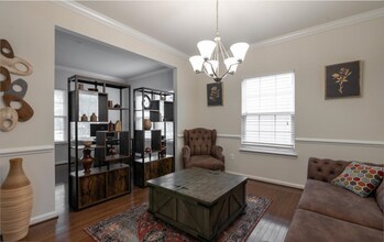 1113 Long Farm Cir in Brunswick, MD - Foto de edificio - Building Photo