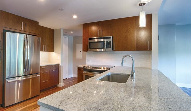 Park Towne Place Apartments