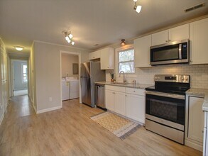 2600 Glenbrook Dr in Durham, NC - Building Photo - Building Photo