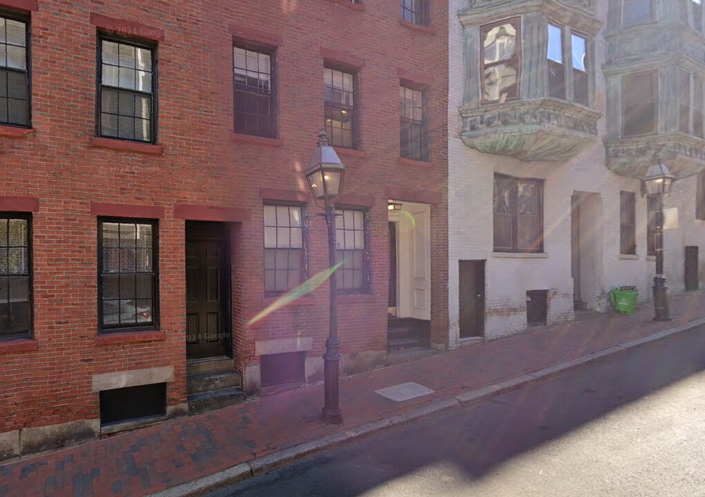 59 Joy St, Unit 1 in Boston, MA - Foto de edificio
