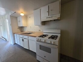 1815 Cleveland Ave in Cincinnati, OH - Building Photo