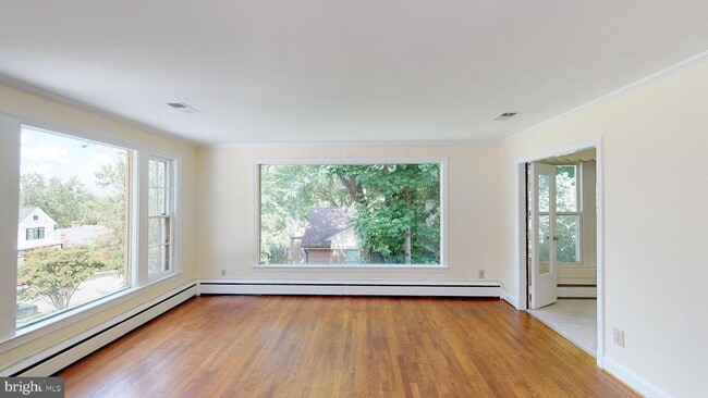 property at 4740 34th St N