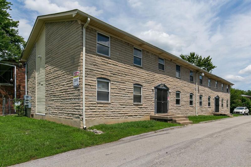 4914 Saddlebrook Ln in Louisville, KY - Building Photo
