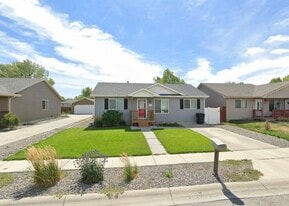 4432 Lux Ave in Billings, MT - Building Photo