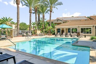 Emerald Pointe in Diamond Bar, CA - Building Photo