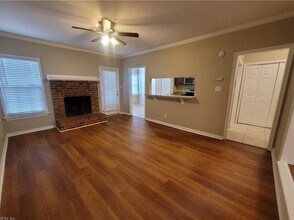 5333 Kindlewood Dr in Virginia Beach, VA - Building Photo - Building Photo