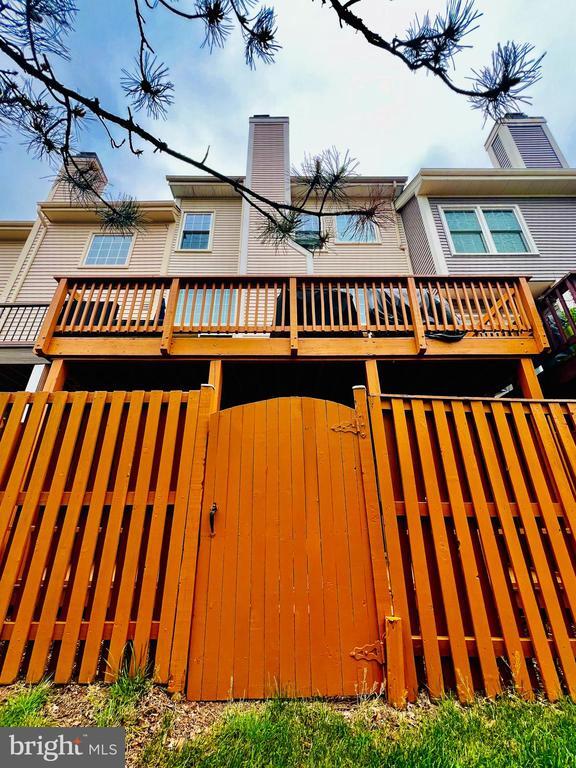 14602 Creek Valley Ct in Centreville, VA - Building Photo - Building Photo