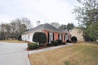 3565 Prairie Dr in Snellville, GA - Building Photo - Building Photo