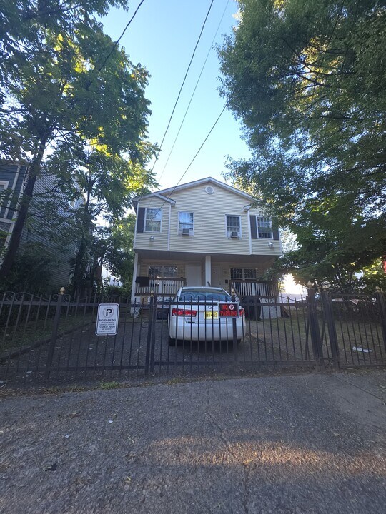 59 12th Ave in Paterson, NJ - Foto de edificio