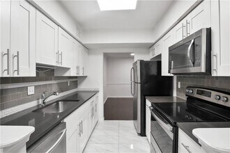 1312 Old Hammond Chase in Sandy Springs, GA - Building Photo - Building Photo