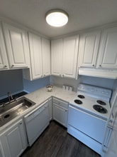 1005 Hickory Hill Ln in Nashville, TN - Building Photo - Building Photo
