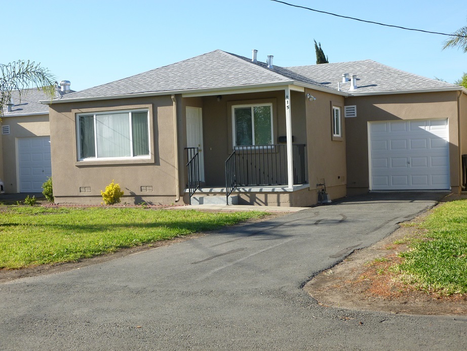 423 Central Ct in San Leandro, CA - Building Photo