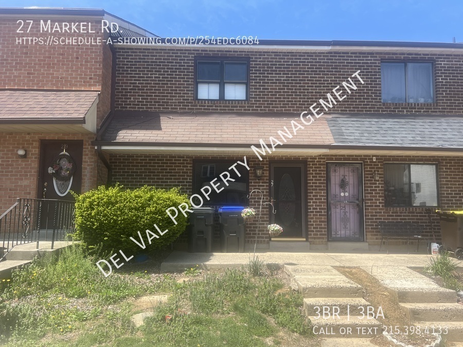 27 Markel Rd in Malvern, PA - Building Photo