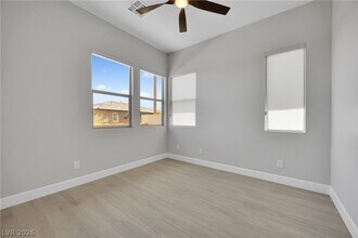 265 Agnew St in Las Vegas, NV - Building Photo - Building Photo