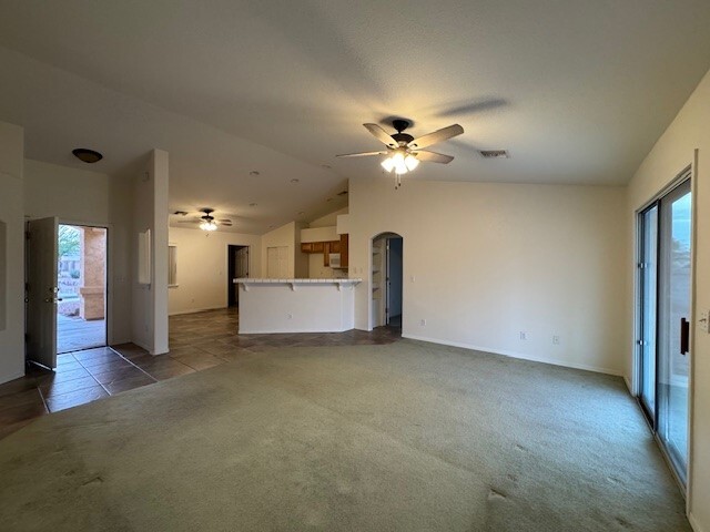 2855 La Paloma Dr in Bullhead City, AZ - Building Photo - Building Photo