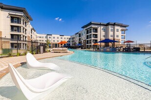 Botanic Living in Spring, TX - Building Photo