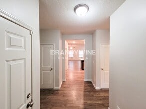 94 Vivian Way in Millington, TN - Foto de edificio - Building Photo