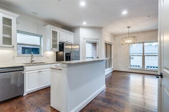 3421 Normandy Ave in Dallas, TX - Building Photo - Building Photo