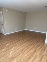 4142 Winding River Way in Land O Lakes, FL - Building Photo - Building Photo