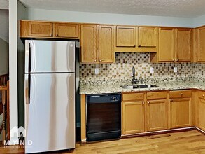 307 Burton Dr in Douglasville, GA - Foto de edificio - Building Photo