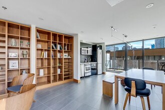 1010-1016 6 St SW, Unit SI ID1346025P in Calgary, AB - Building Photo - Building Photo