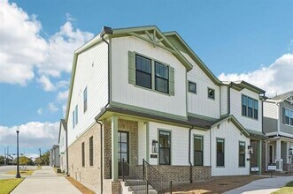 1102 Bexar Ln in Plano, TX - Building Photo - Building Photo