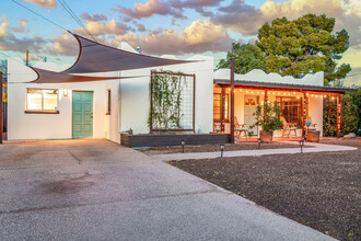 3261 N Anderson Dr in Tucson, AZ - Foto de edificio - Building Photo