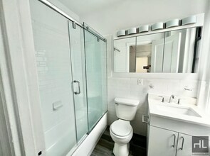 EAST 46 STREET in New York, NY - Building Photo - Building Photo