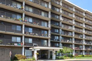 Buckeye Towers - Income-Based Senior 62+ in Portsmouth, OH - Building Photo