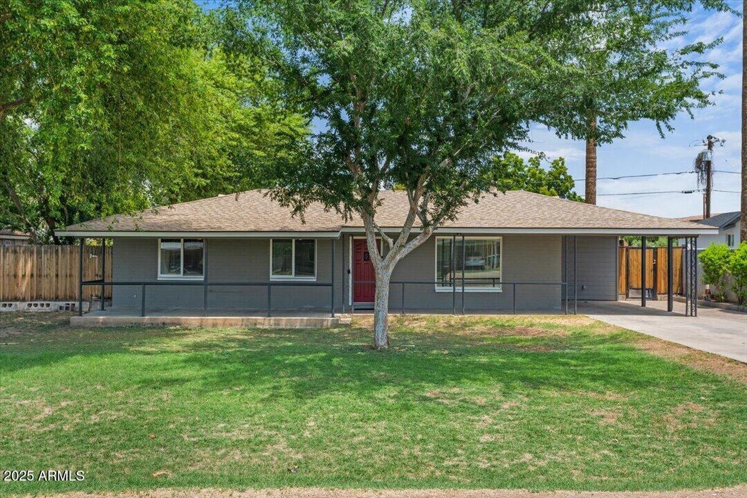 838 E Belmont Ave in Phoenix, AZ - Building Photo